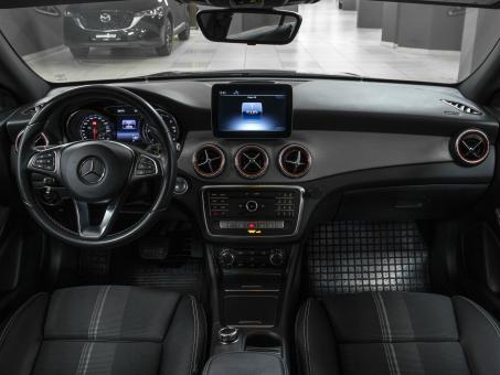 Mercedes-Benz CLA 180 D