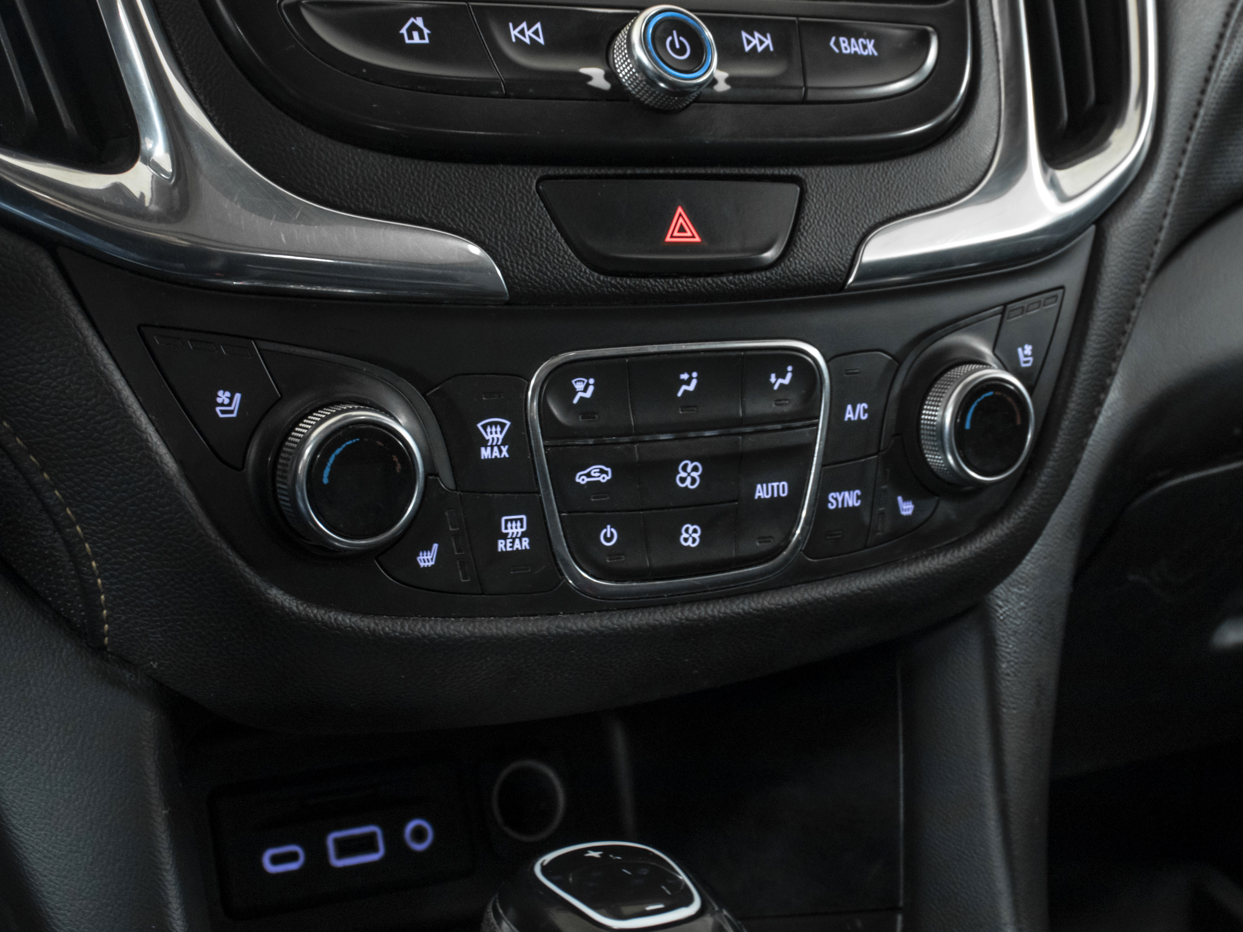 Chevrolet Equinox 1.5 AT AWD Premier 