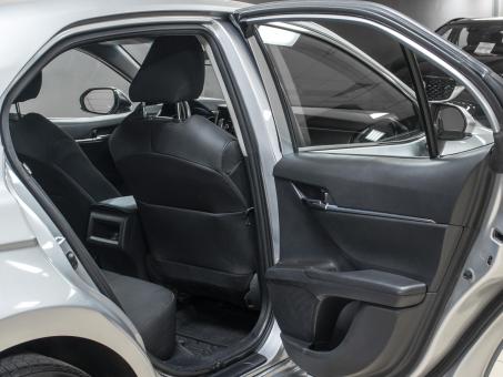 Toyota Camry 2.5i LE