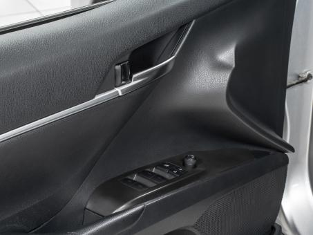 Toyota Camry 2.5i LE