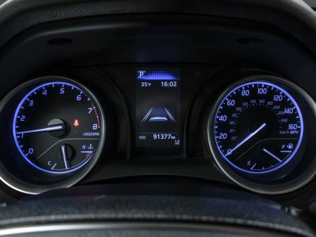 Toyota Camry 2.5i LE