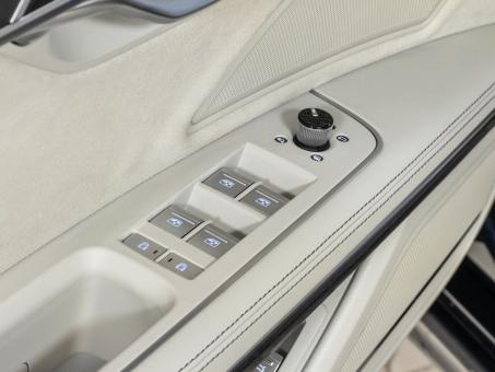 Audi A8 L 60TFSI 