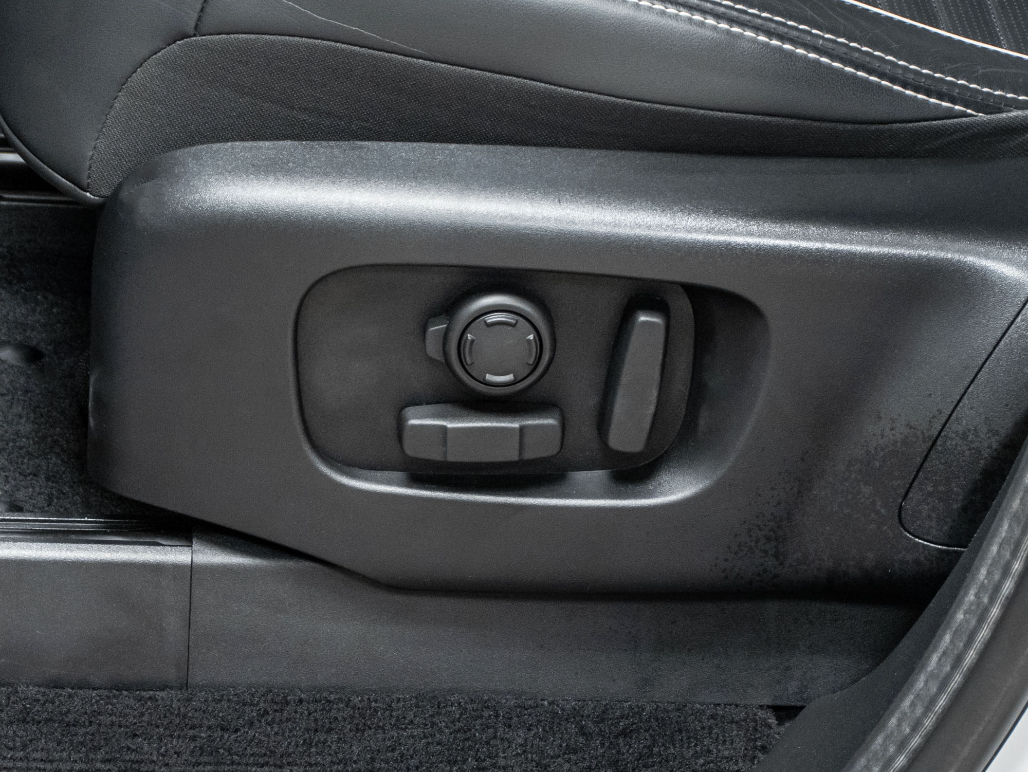 Land Rover Discovery R-Dynamic S