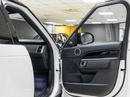 Land Rover Discovery R-Dynamic S