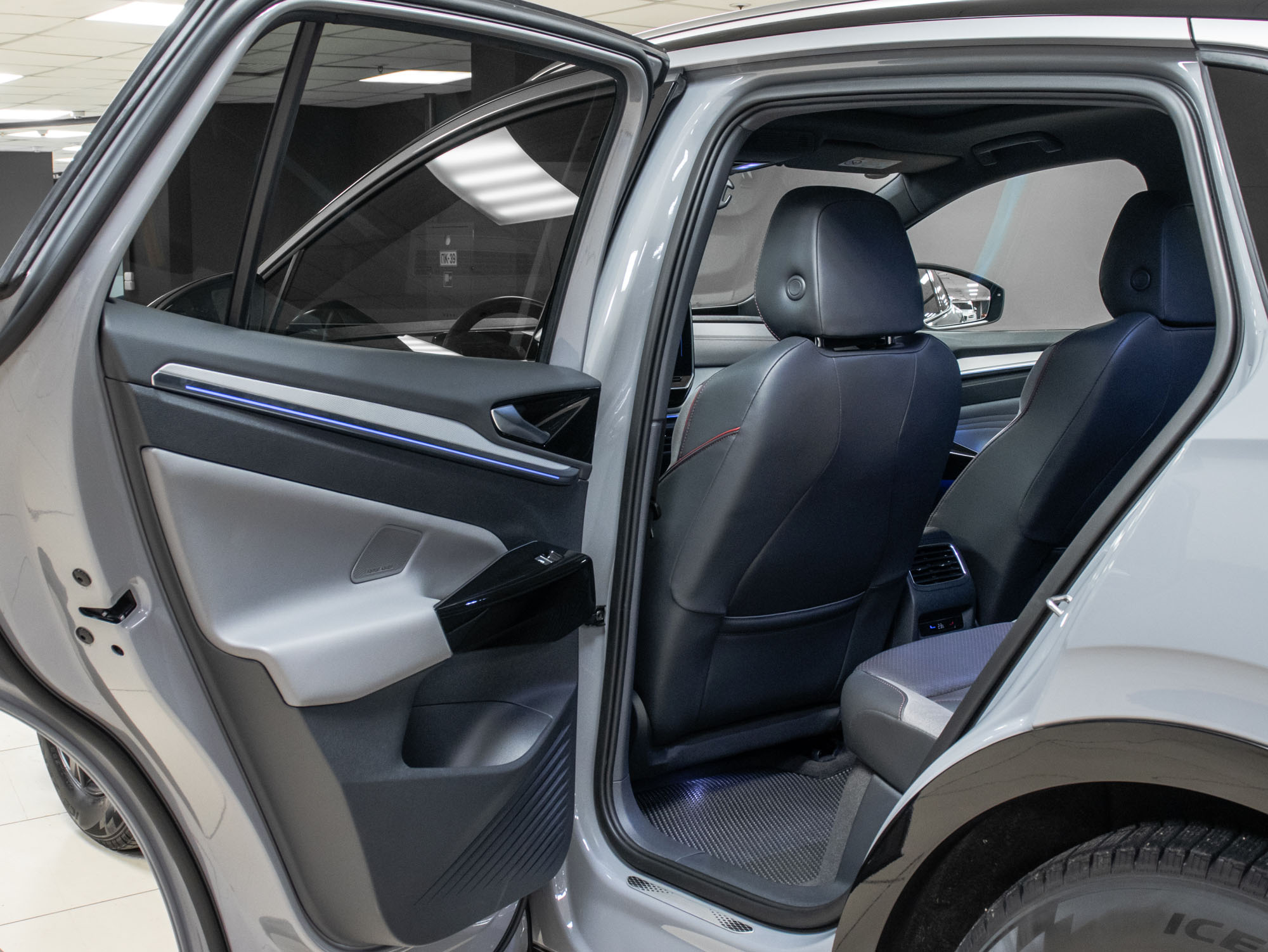 Volkswagen ID.4 Crozz Prime AWD