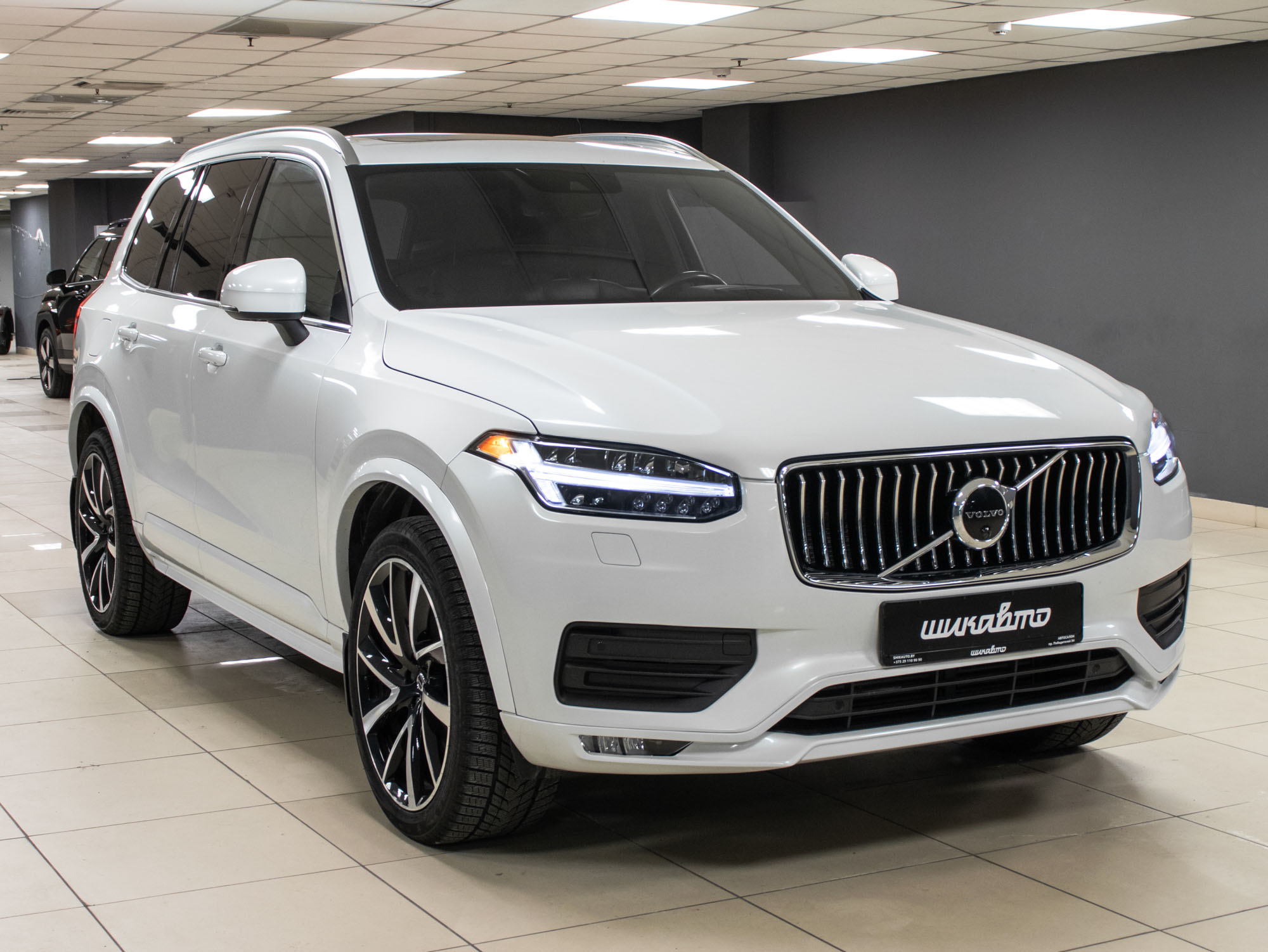 Volvo XC90 T6