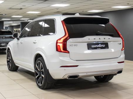 Volvo XC90 T6