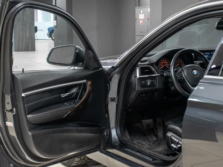 BMW 3 series 330i xDrive