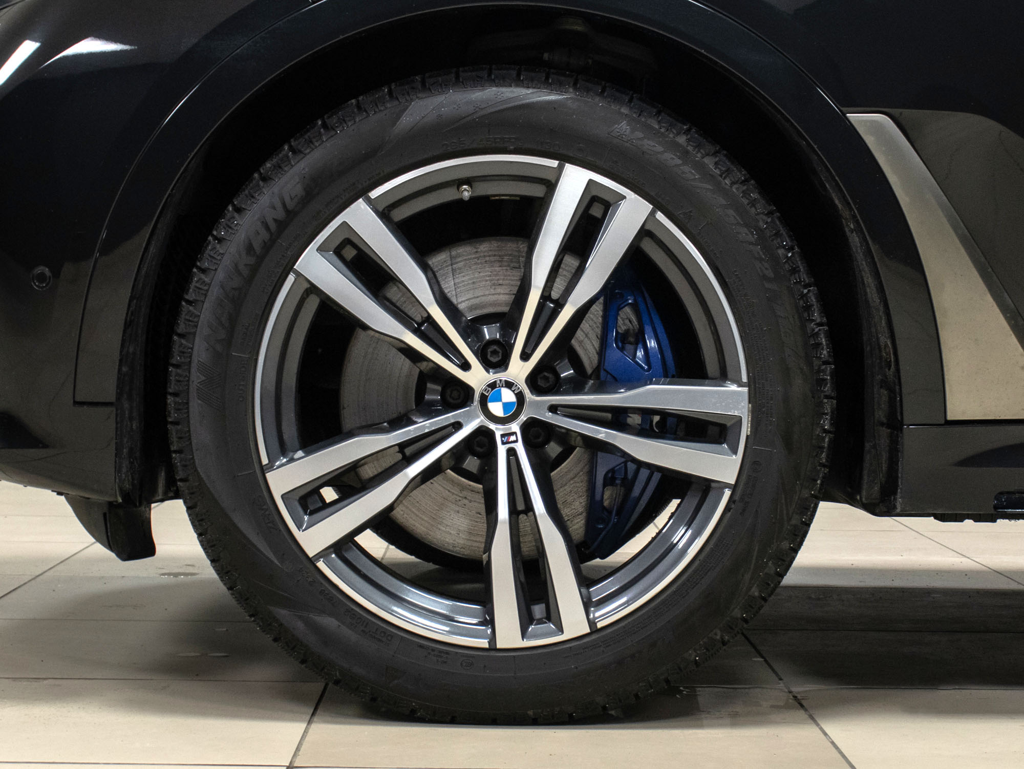 BMW X7 M50D