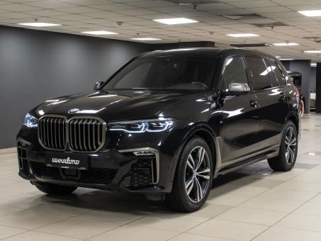 BMW X7 M50D