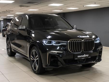 BMW X7 M50D