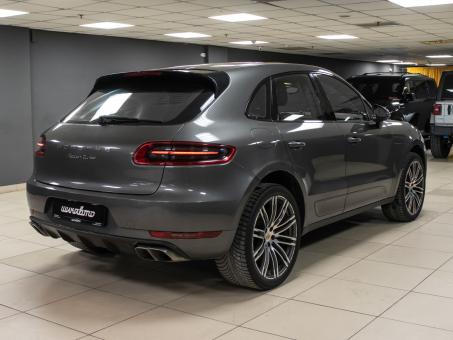 Porsche Macan Turbo