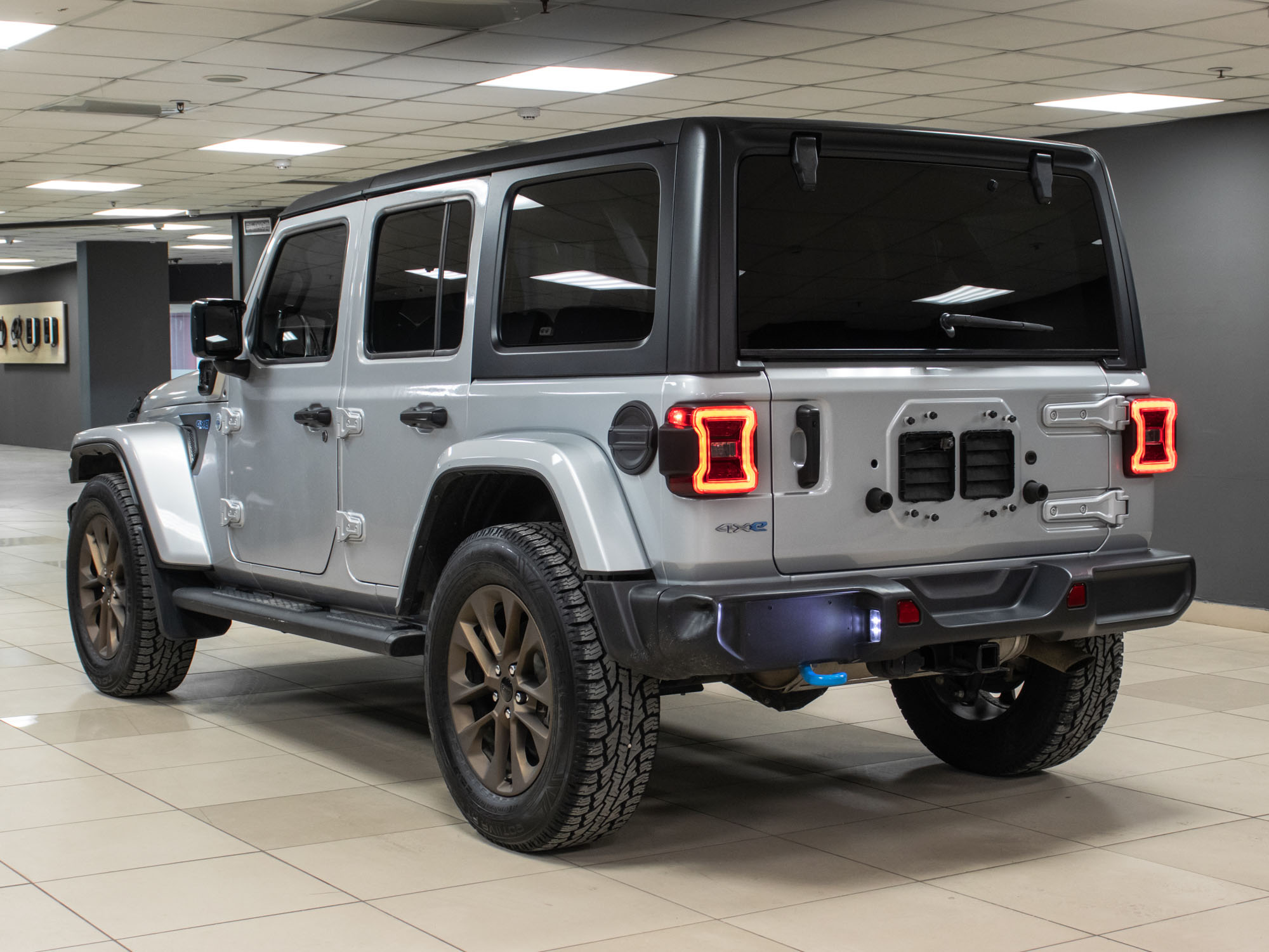 Jeep Wrangler Sahara 4XE Plug-in Hybrid