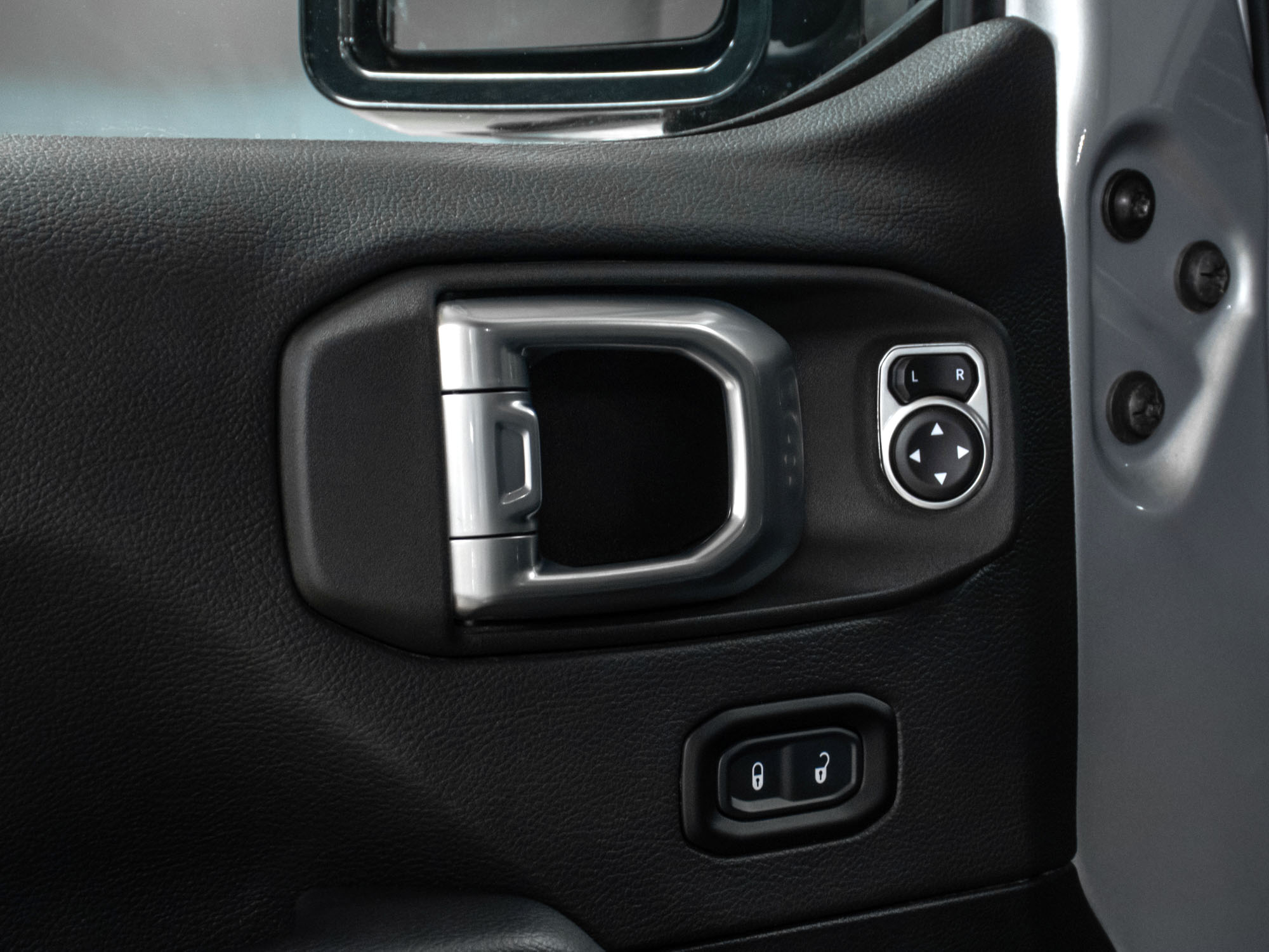 Jeep Wrangler Sahara 4XE Plug-in Hybrid