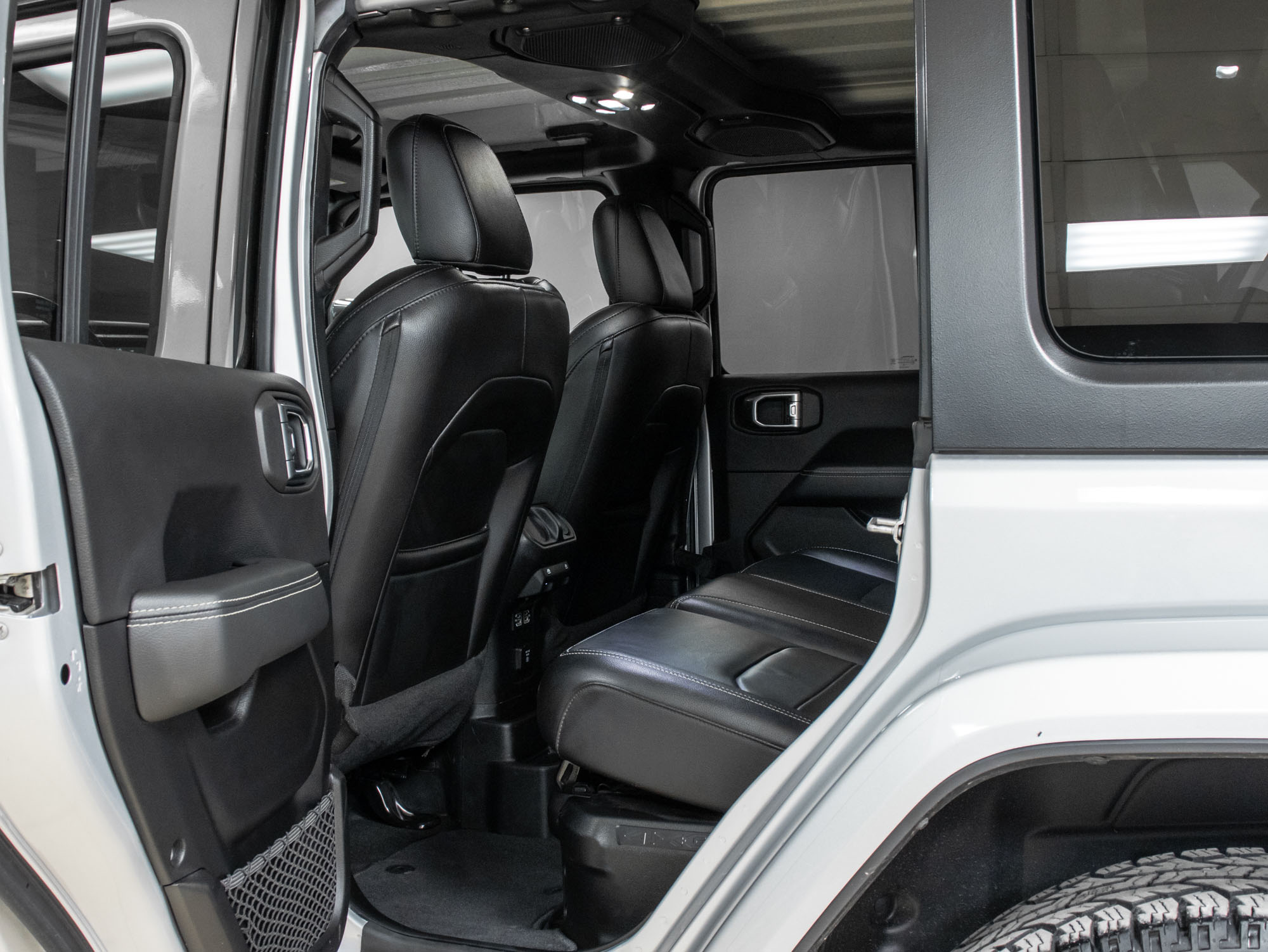 Jeep Wrangler Sahara 4XE Plug-in Hybrid