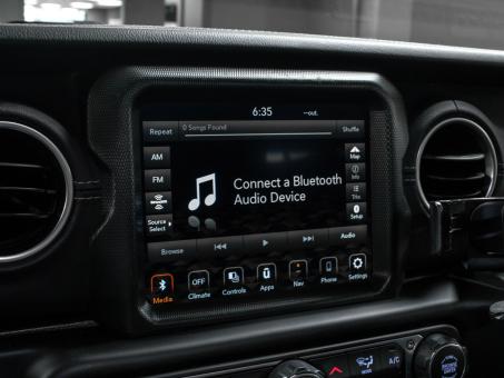 Jeep Wrangler Sahara 4XE Plug-in Hybrid