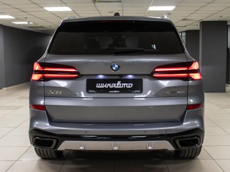 BMW X5 sDrive40i