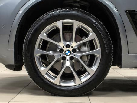 BMW X5 sDrive40i