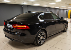 Jaguar XE 
