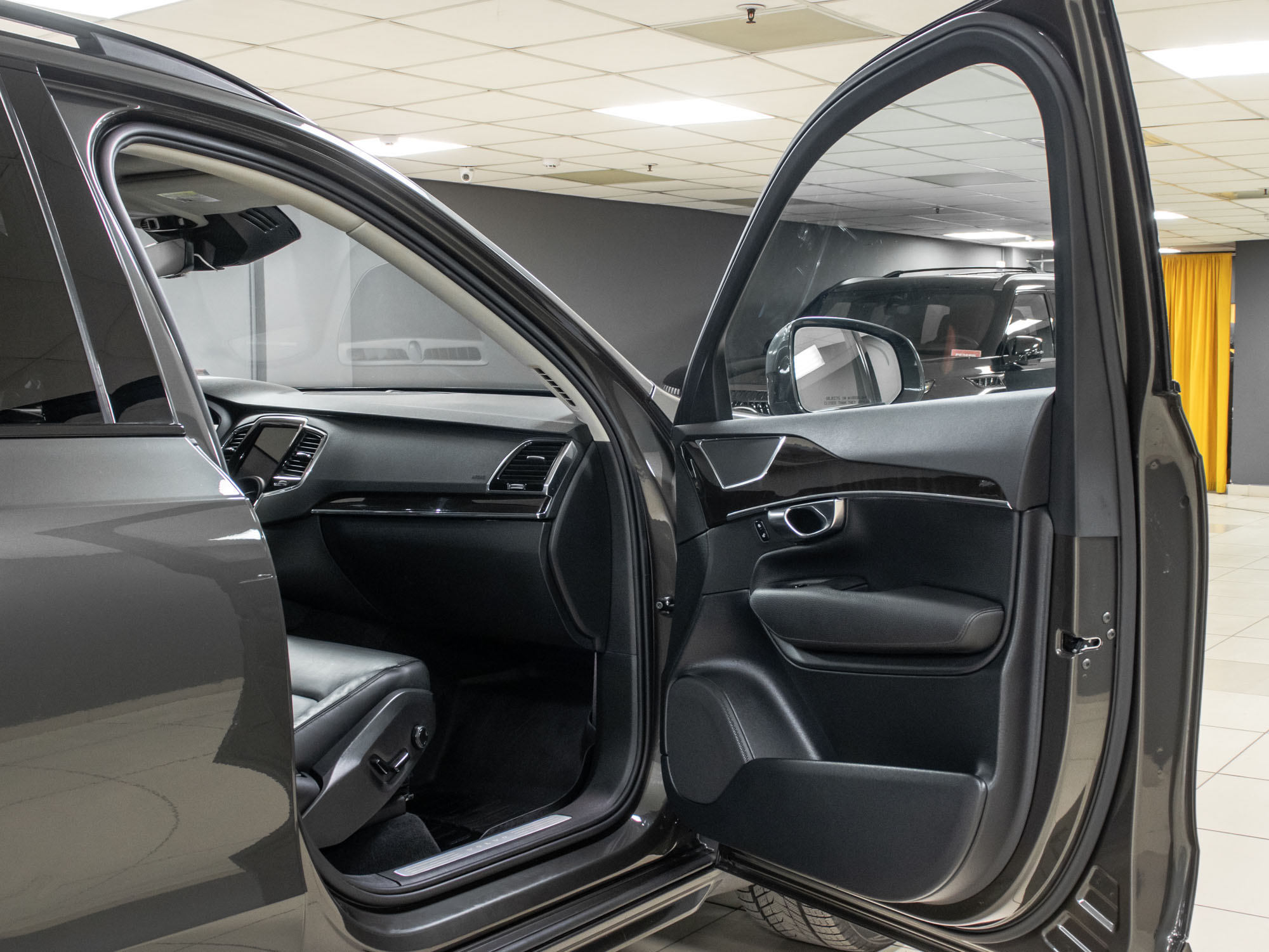 Volvo XC90 T5 Momentum