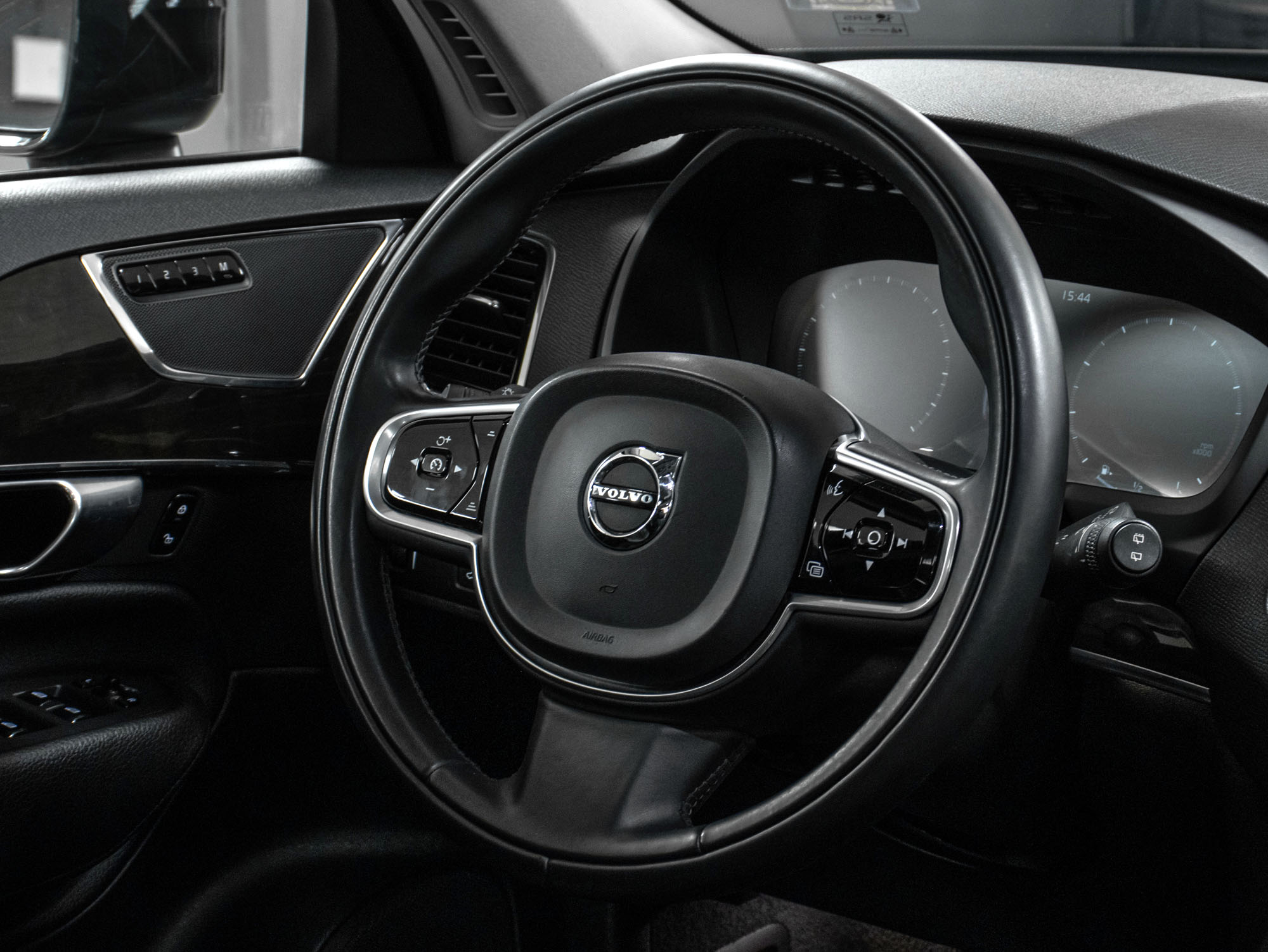 Volvo XC90 T5 Momentum