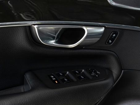 Volvo XC90 T5 Momentum