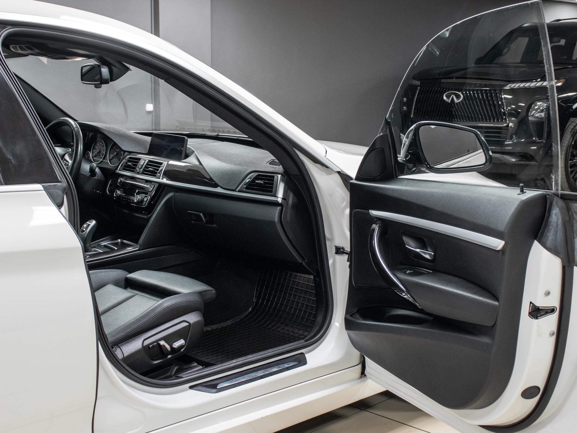 BMW 3 series 330i GT xDrive