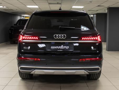 Audi Q7 quattro 3,0i
