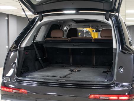 Audi Q7 quattro 3,0i