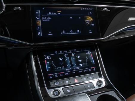 Audi Q7 quattro 3,0i