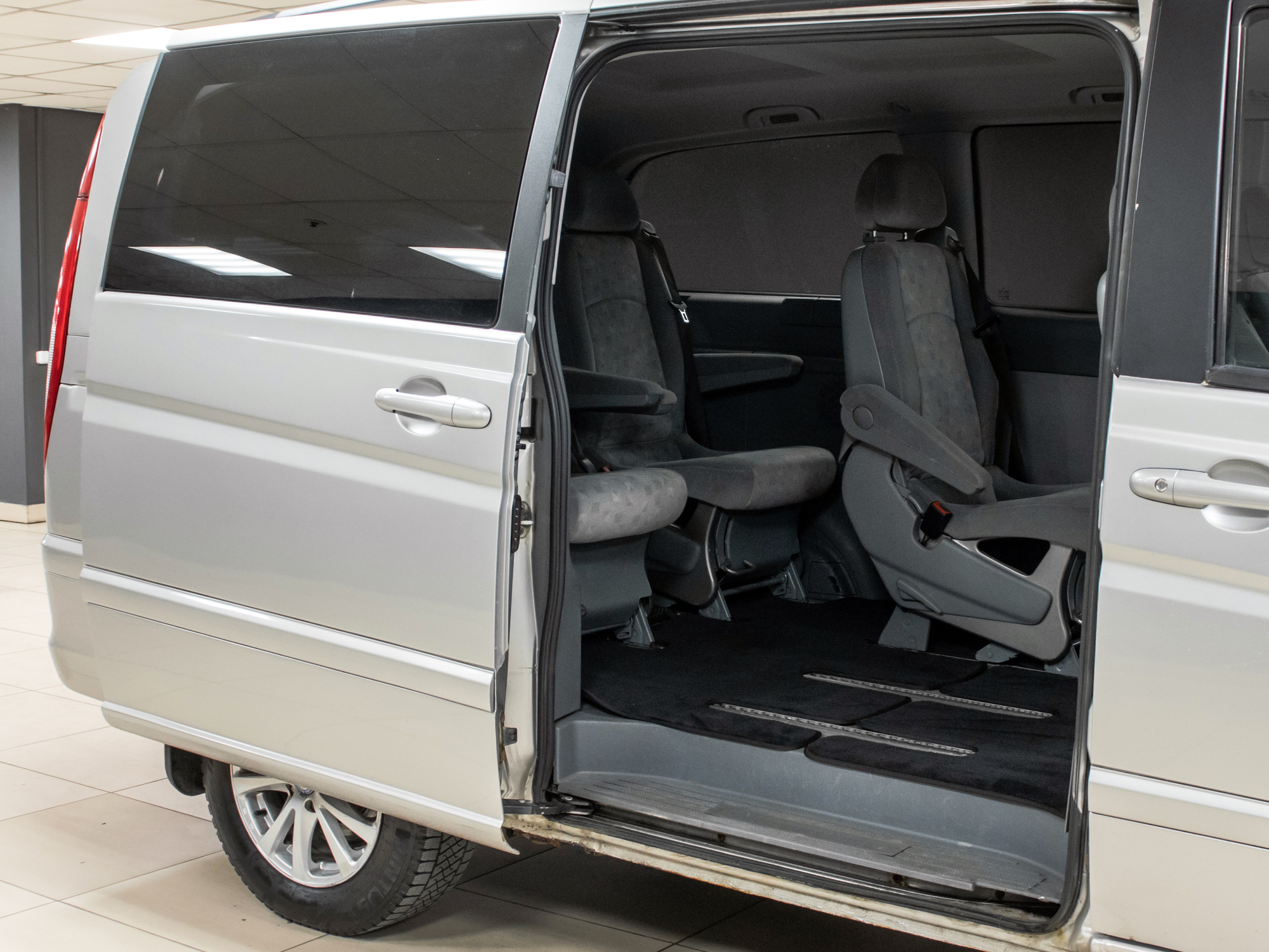 Mercedes-Benz Viano 