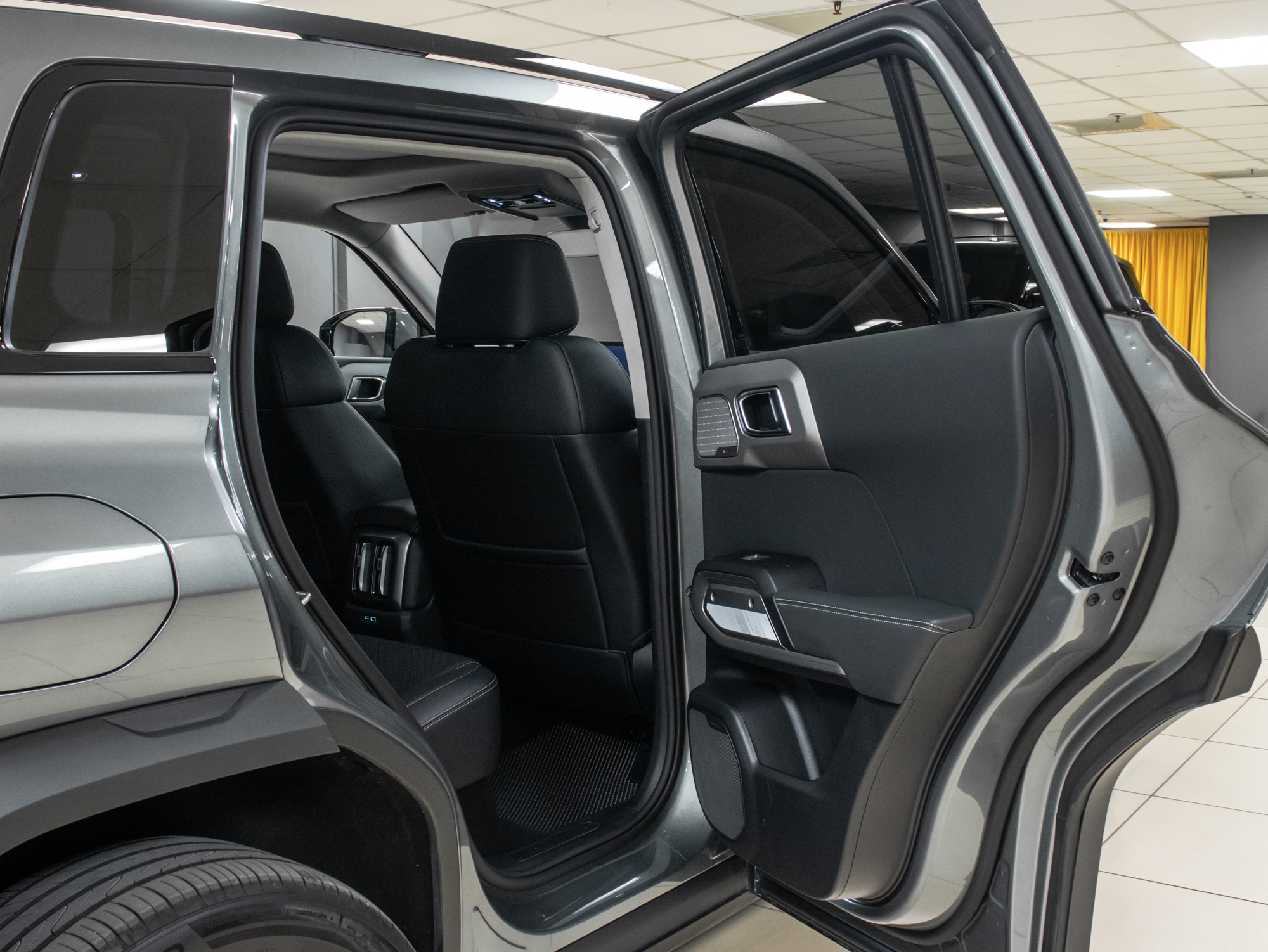 Fang Cheng Bao Titanium 3 Leopard 3