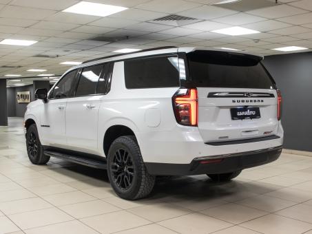 Chevrolet Suburban 
