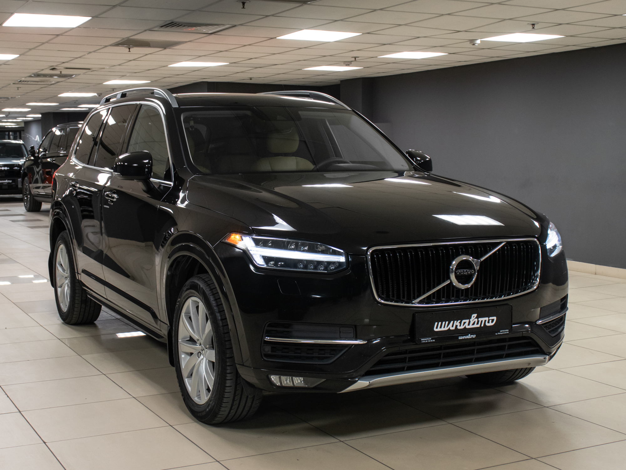Volvo XC90 T6