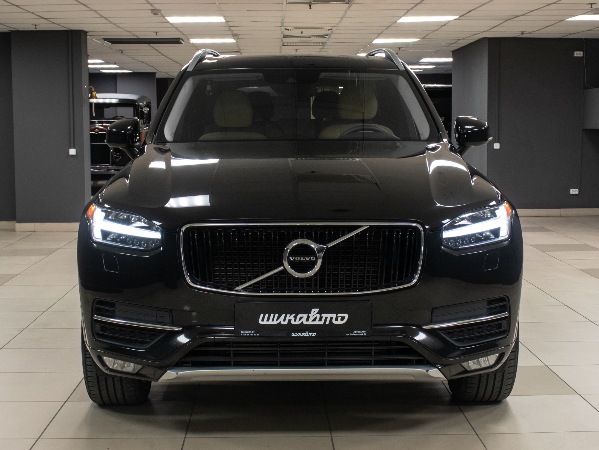 Volvo XC90 T6