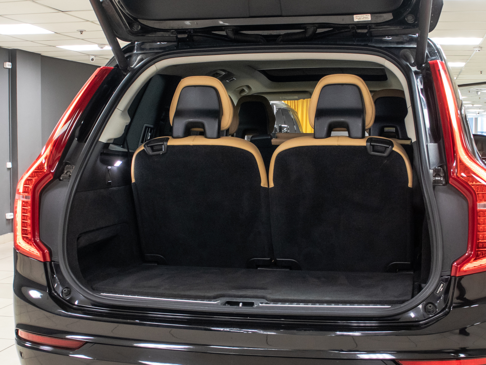 Volvo XC90 T6