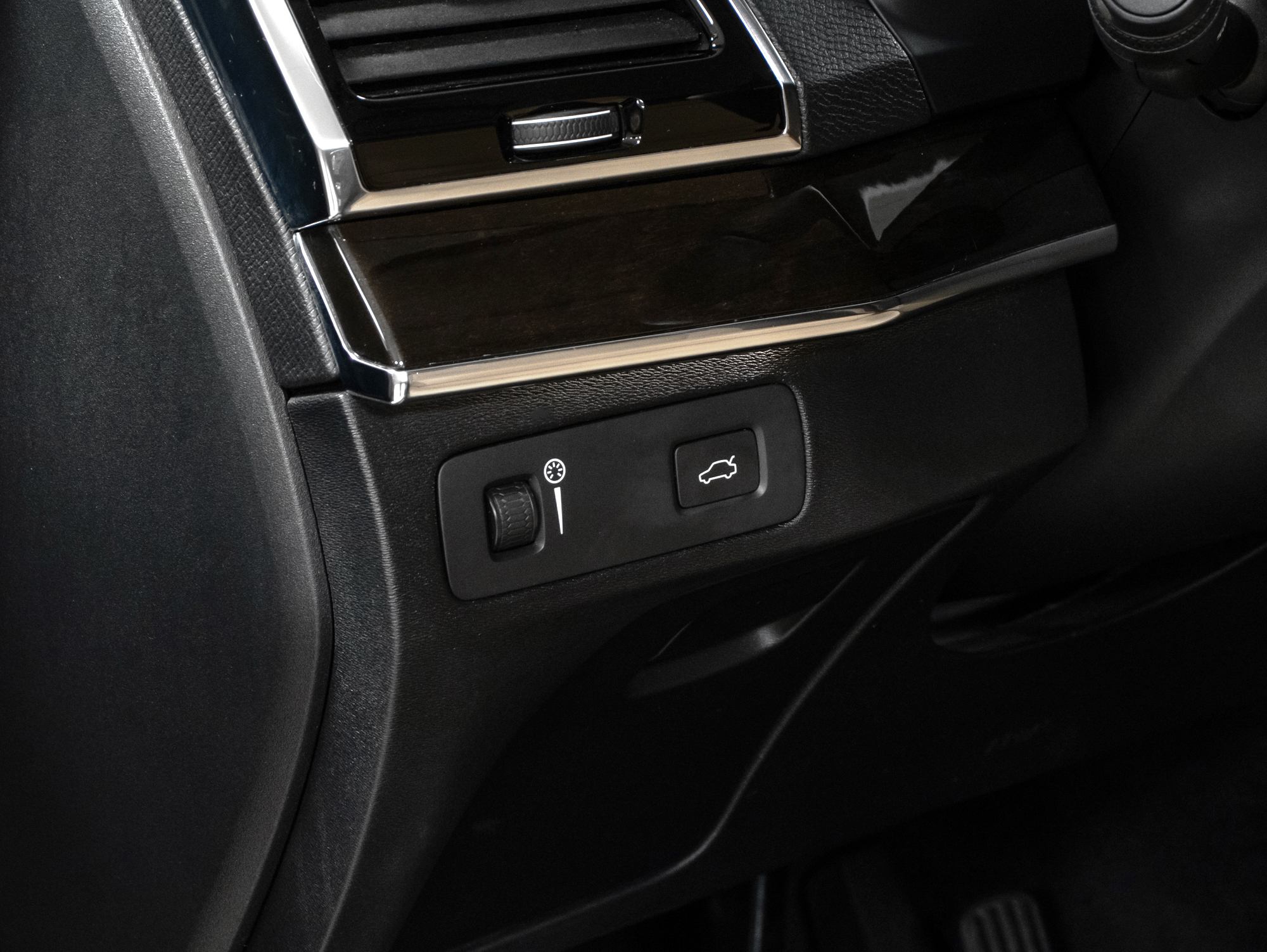 Volvo XC90 T6