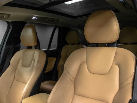 Volvo XC90 T6