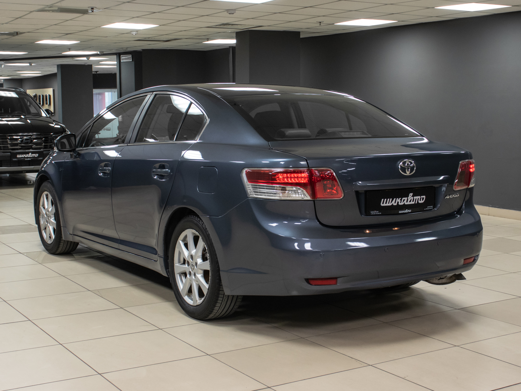 Toyota Avensis 