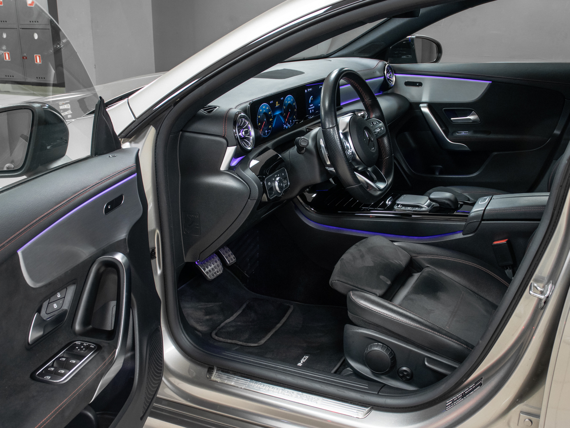 Mercedes-Benz CLA 200