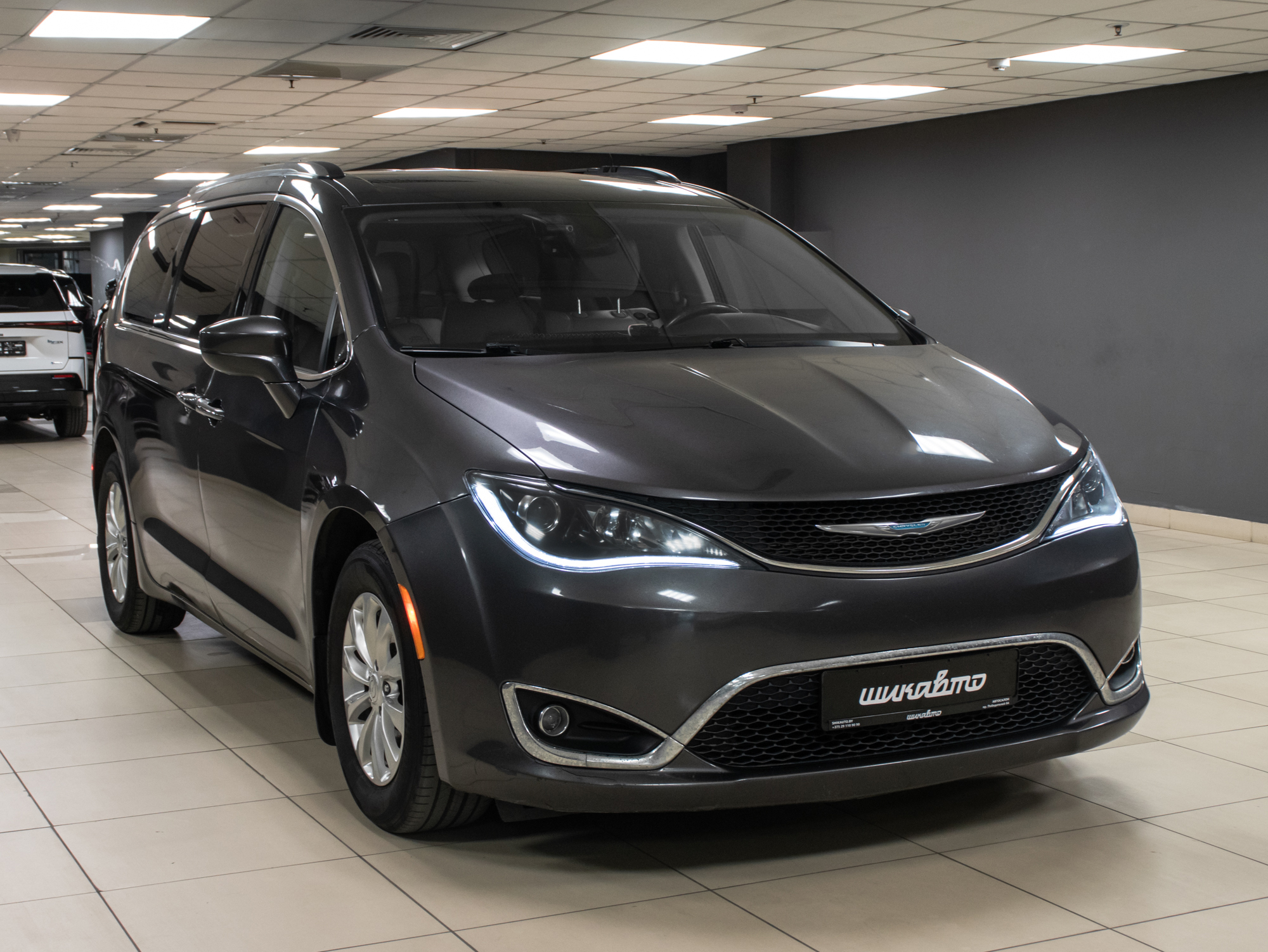 Chrysler Pacifica Touring L