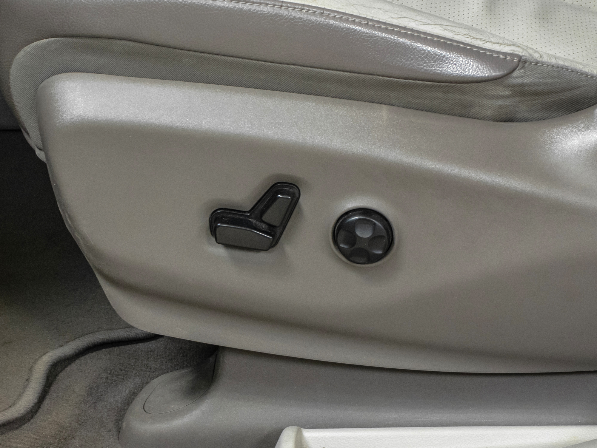 Chrysler Pacifica Touring L