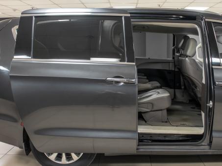 Chrysler Pacifica Touring L