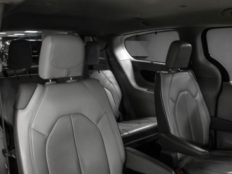 Chrysler Pacifica Touring L