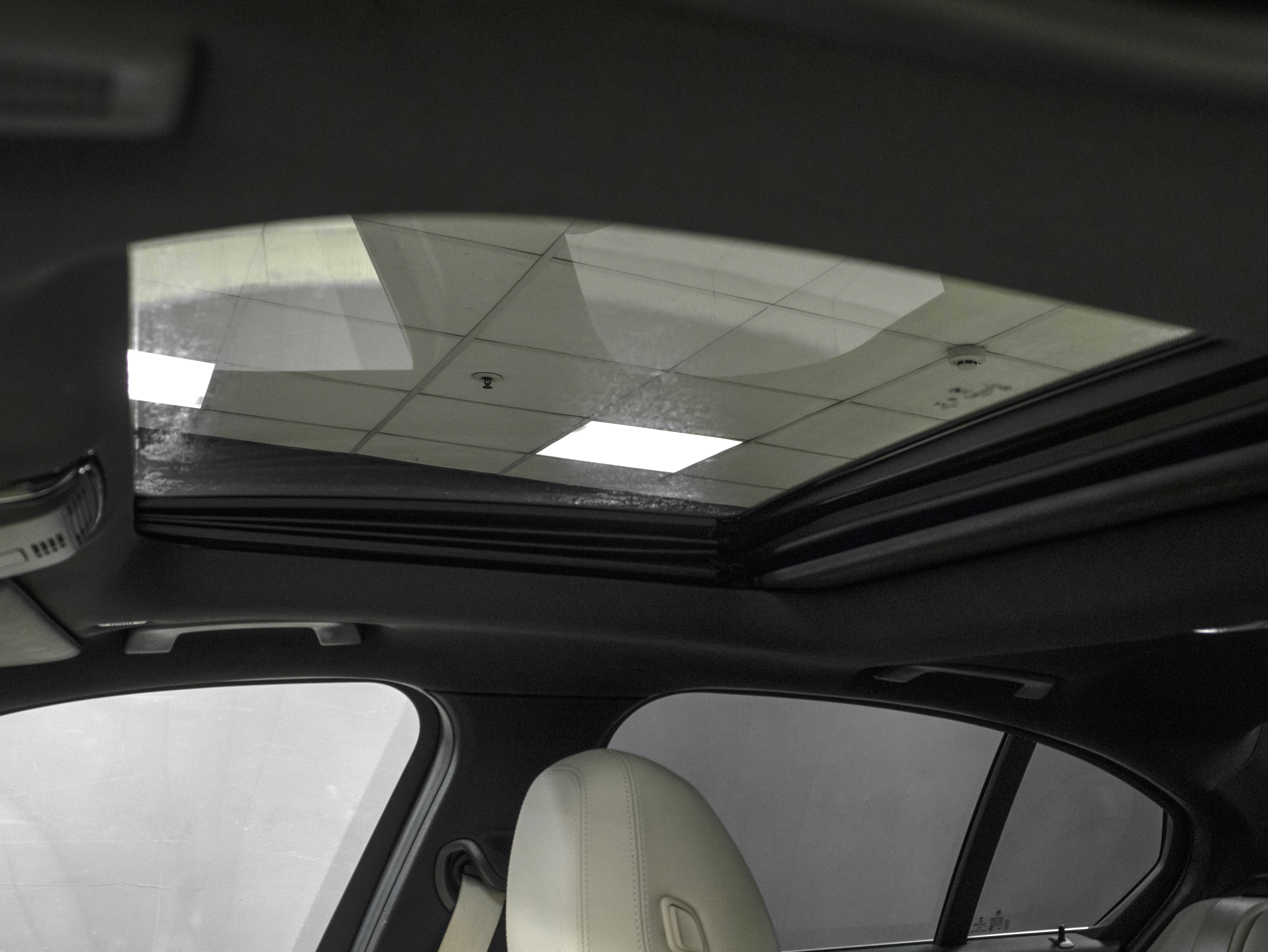 BMW 3 series 330e