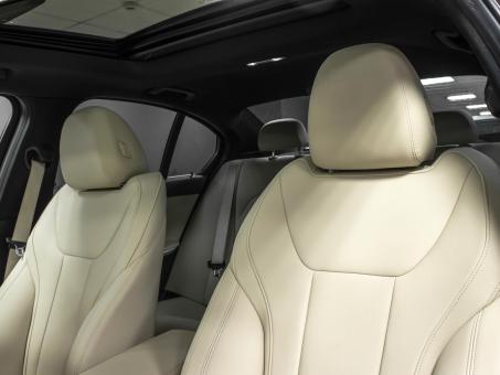 BMW 3 series 330e