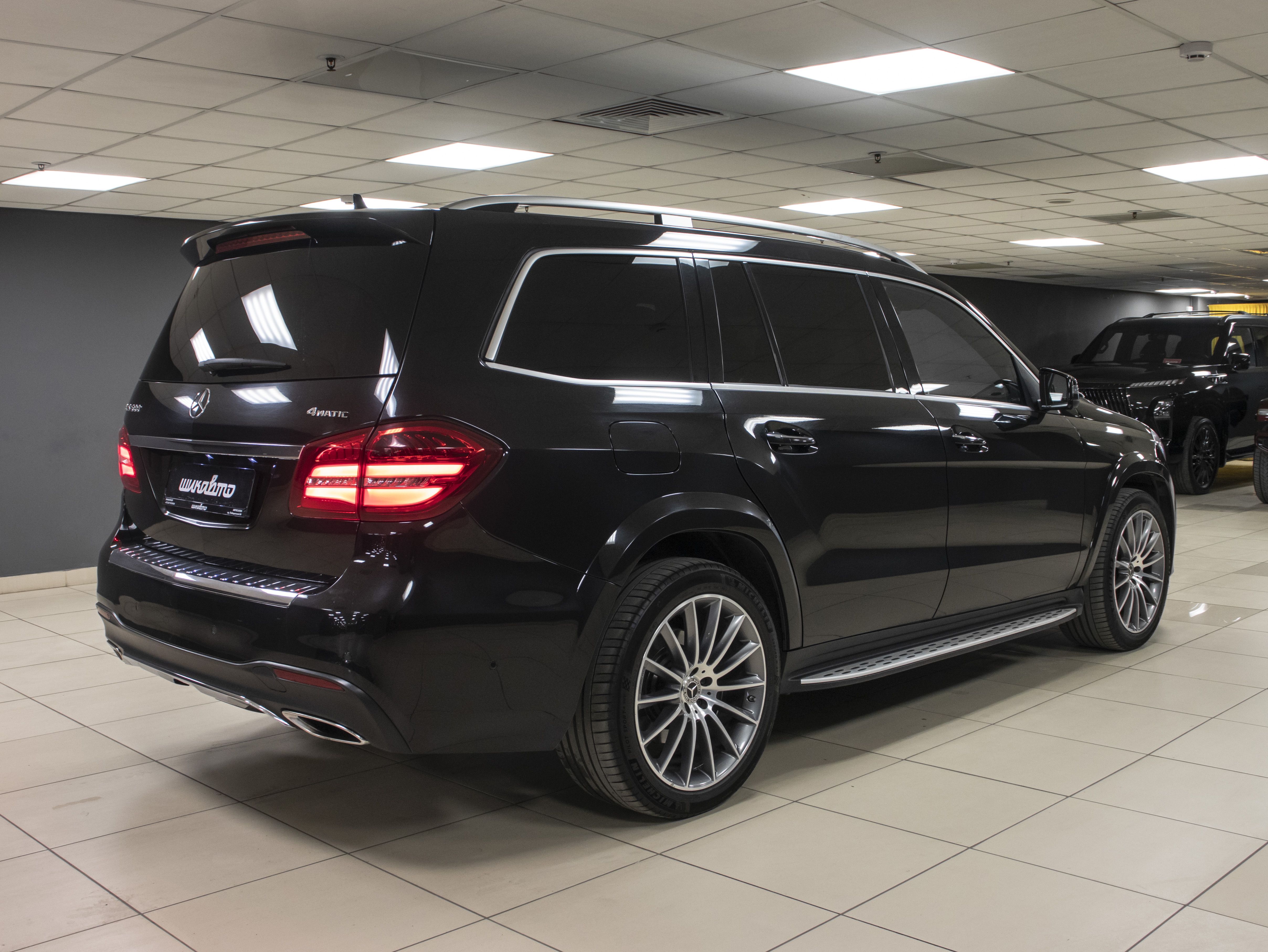 Mercedes-Benz GLS 500