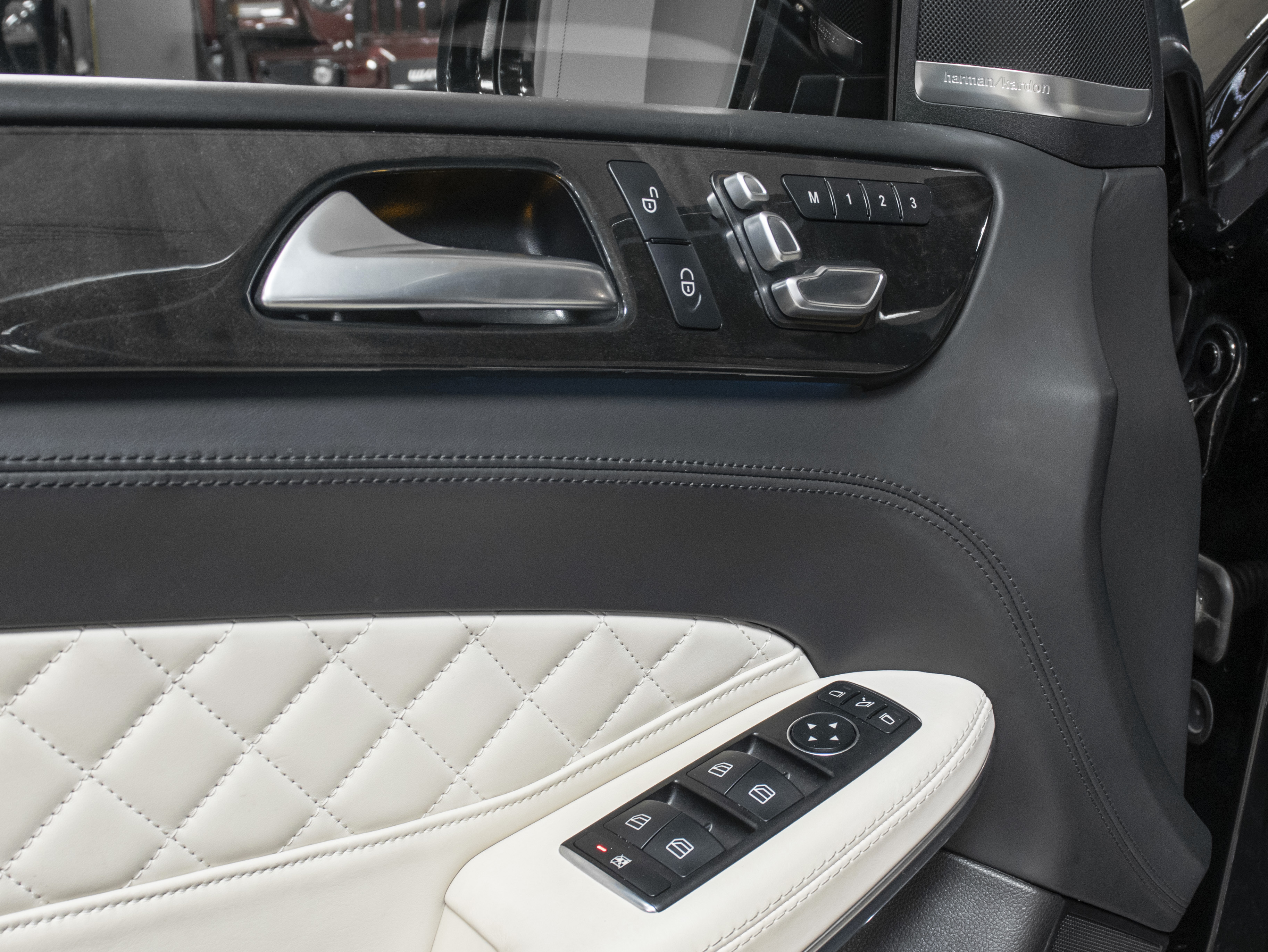 Mercedes-Benz GLS 500