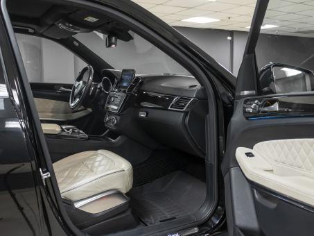 Mercedes-Benz GLS 500