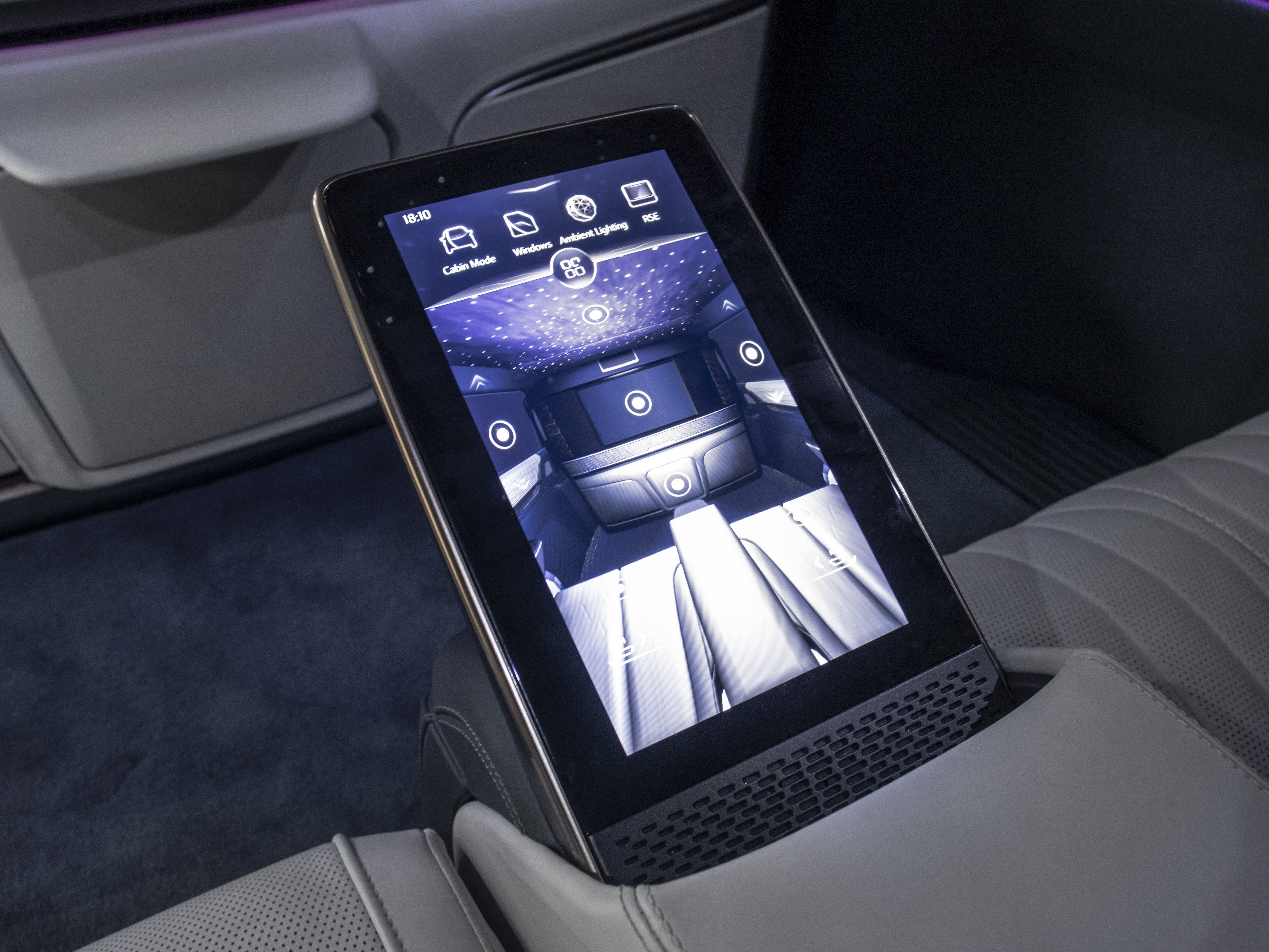 Buick GL8 IV Century Avenir 